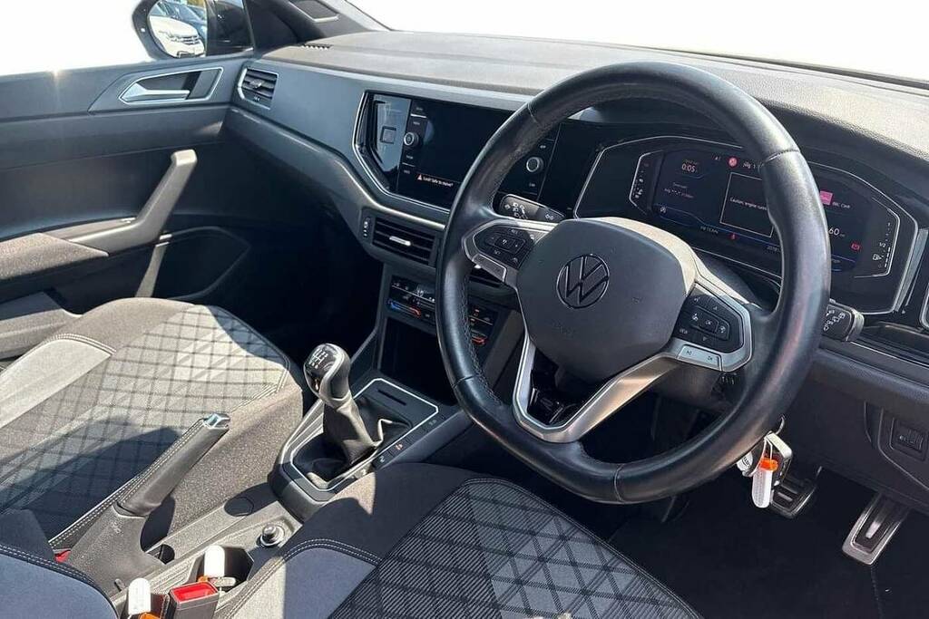 Volkswagen Taigo 1.0 Tsi 110 R-line BG23CHD Black #6