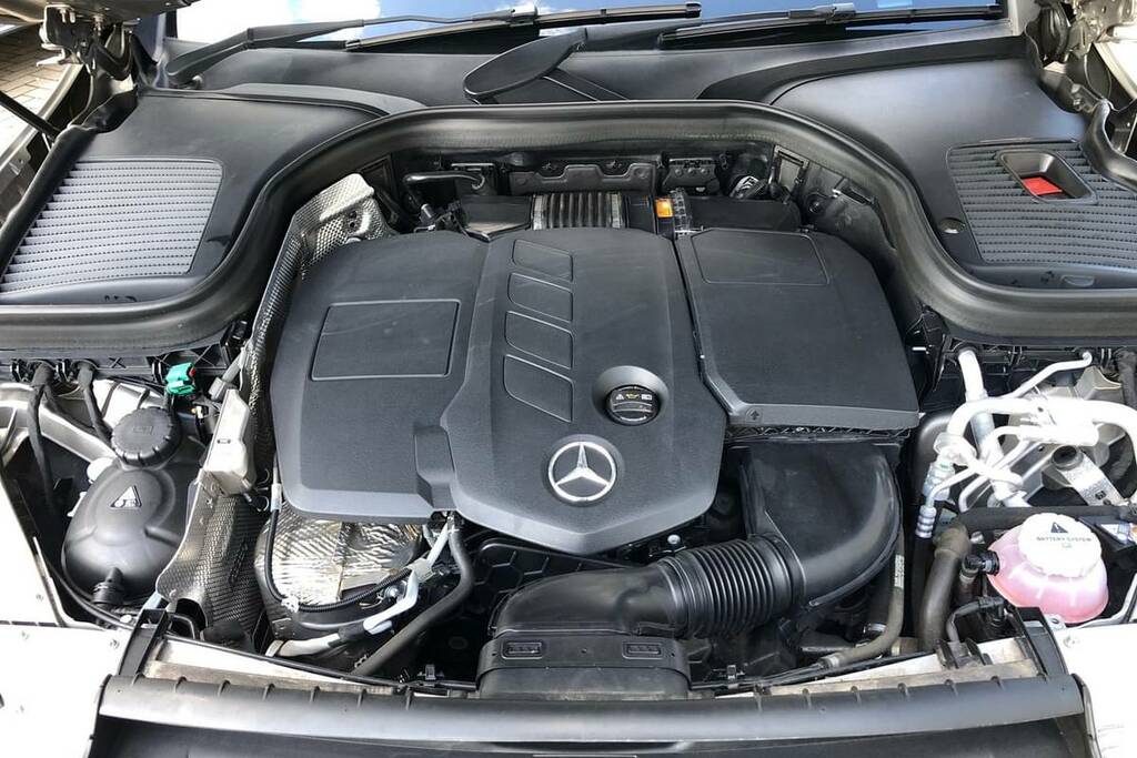 Mercedes-Benz GLC Class 300De 4Matic Amg Line 9G-tronic Silver #5