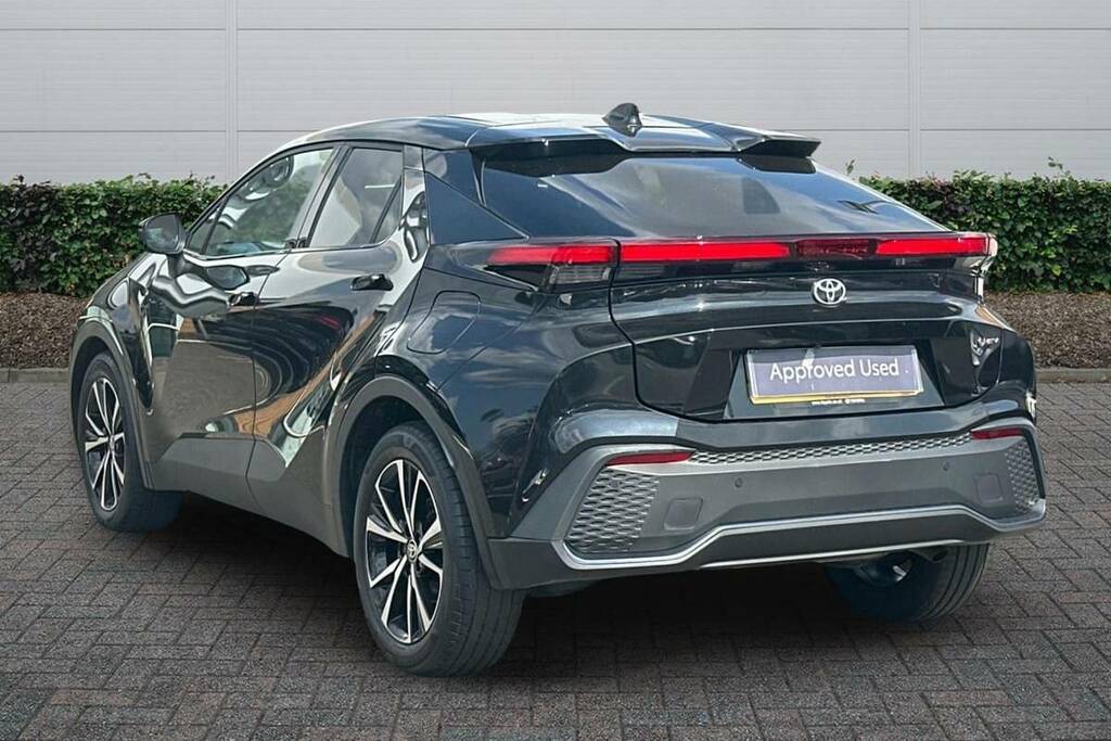 Toyota C-Hr 1.8 Hybrid Design Cvt FD25XEX Black #2