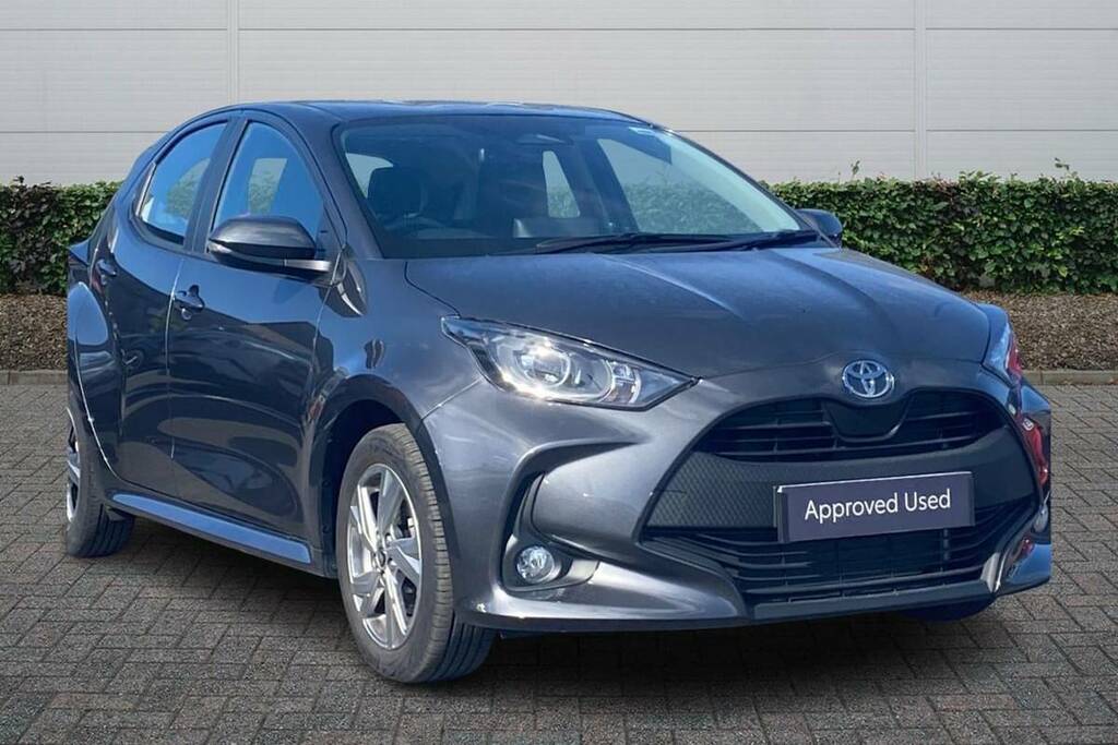 Toyota Yaris 1.5 Hybrid Icon Cvt Grey