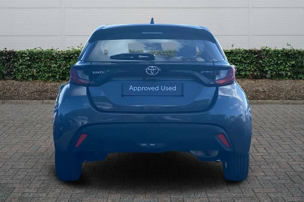 Toyota Yaris 1.5 Hybrid Icon Cvt Grey #4