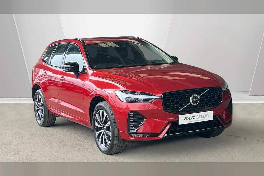 Volvo XC60 2.0 B5p Plus Dark Awd Geartronic Red