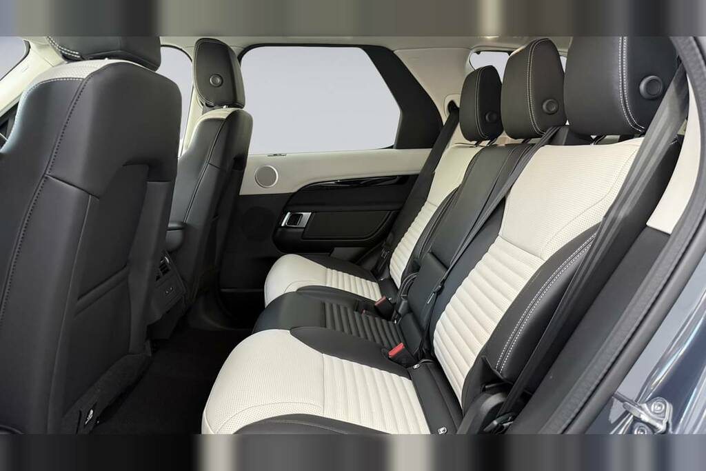 Land Rover Discovery 3.0 D350 S Blue #4
