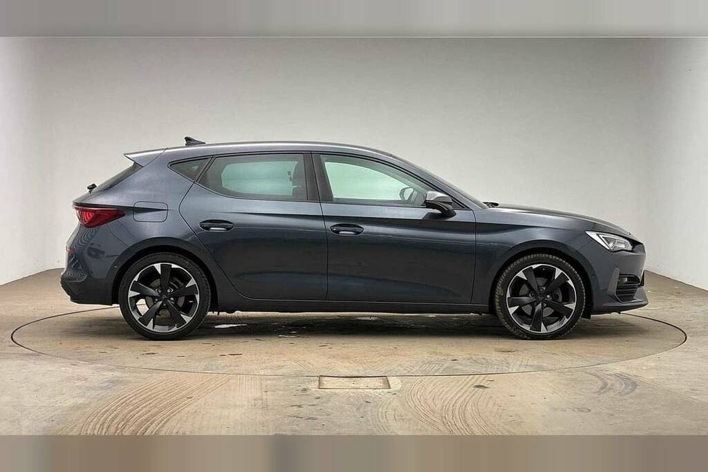Cupra Leon 1.5 Etsi V1 Dsg Grey #3