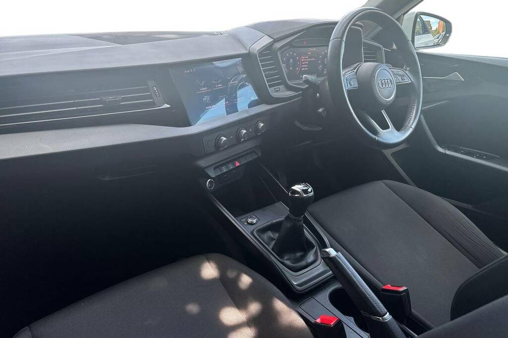 Audi A1 1.0 Tfsi 30 Sport Sportback Euro White #28