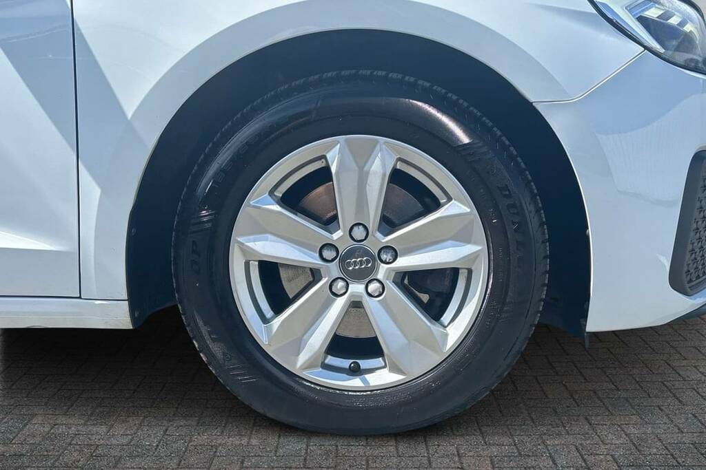 Audi A1 1.0 Tfsi 30 Sport Sportback Euro White #27