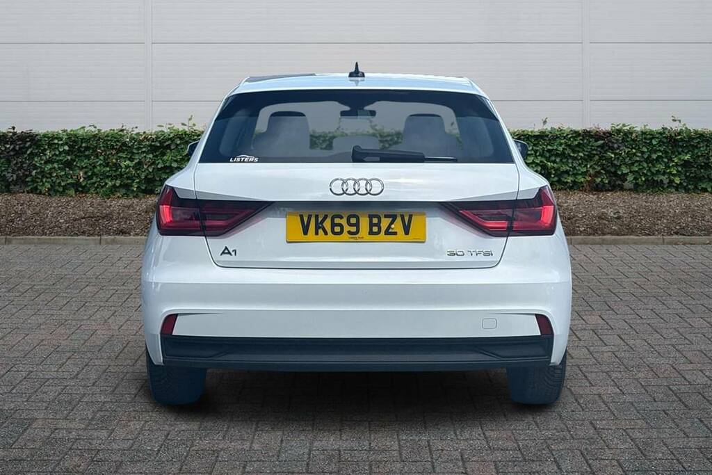 Audi A1 1.0 Tfsi 30 Sport Sportback Euro White #25