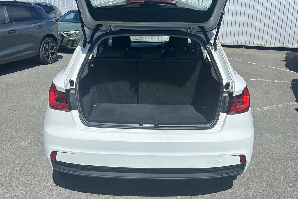 Audi A1 30 Tfsi Technik White #2