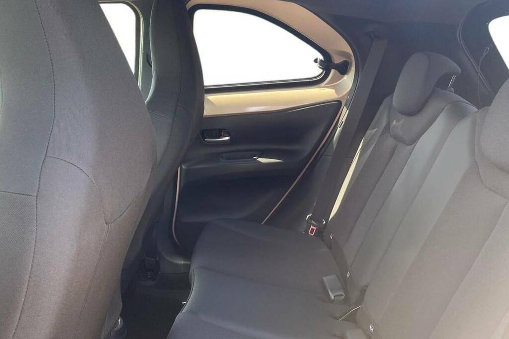 Toyota Aygo X 1.0 Vvt-i Edge X-shift Euro 6 Ss Grey #9