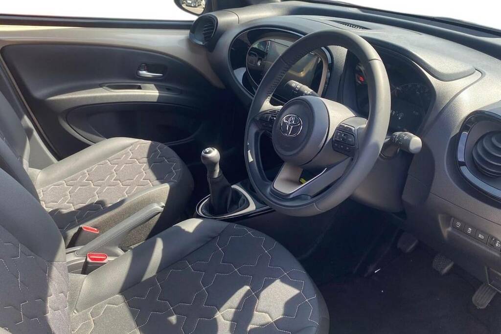 Toyota Aygo X 1.0 Vvt-i Edge X-shift Euro 6 Ss Grey #12