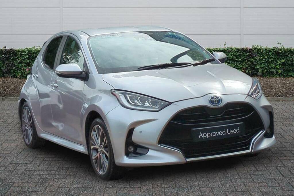 Toyota Yaris 1.5 Hybrid Excel Cvt Silver