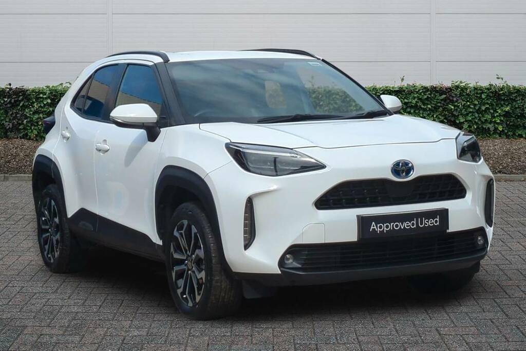 Toyota Yaris Cross 1.5 Hybrid Design Cvt White