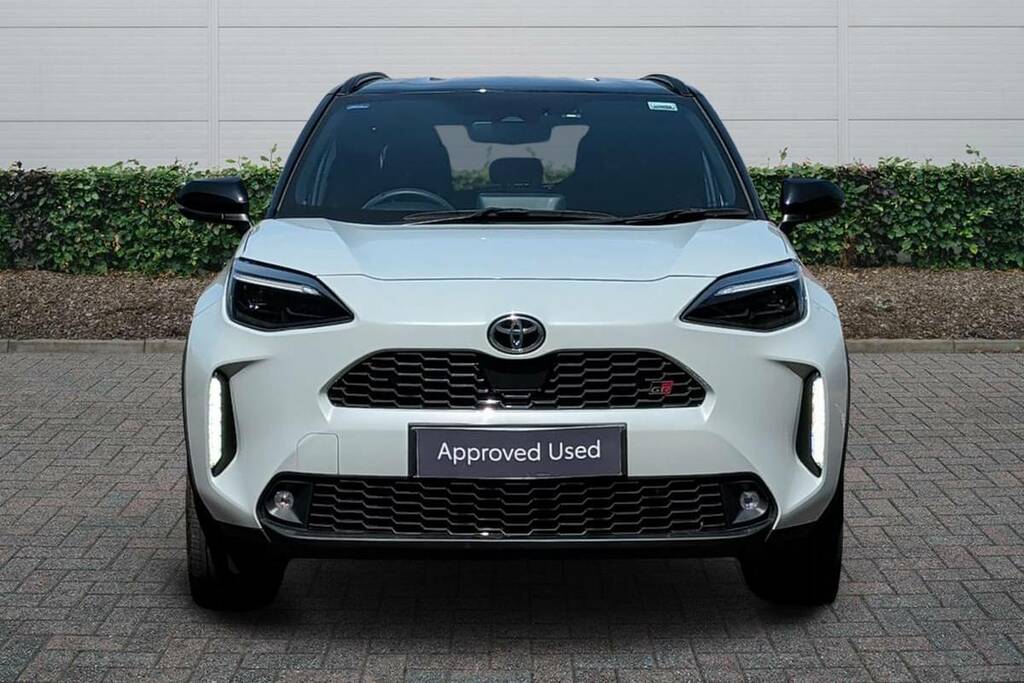 Toyota Yaris Cross 1.5 Hybrid Gr Sport Cvt Grey #3