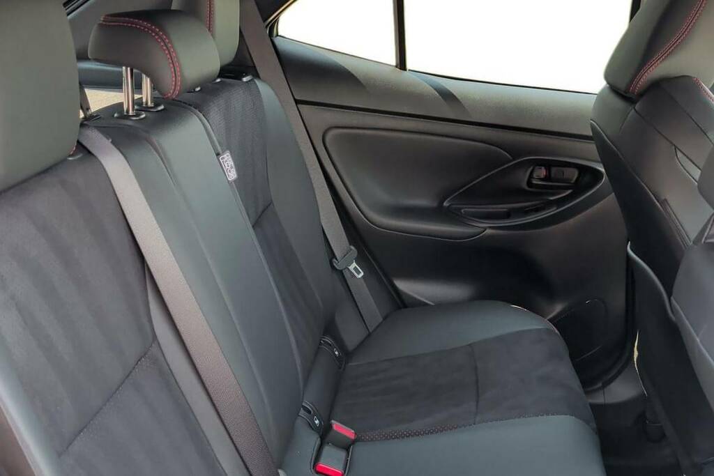 Toyota Yaris Cross Design White #9