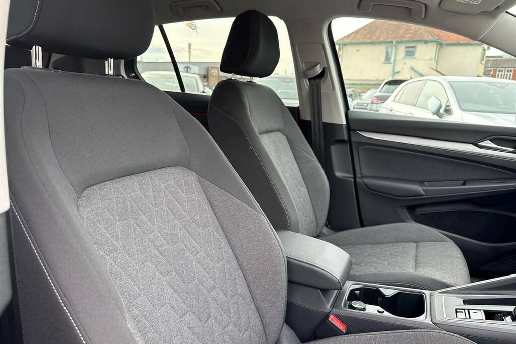 Volkswagen Golf 1.5 Tsi 204 Match Ehybrid Dsg Grey #6