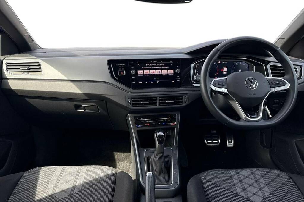 Volkswagen Polo Mk6 Facelift 2021 1.0 Tsi 95Ps Life Dsg White #28