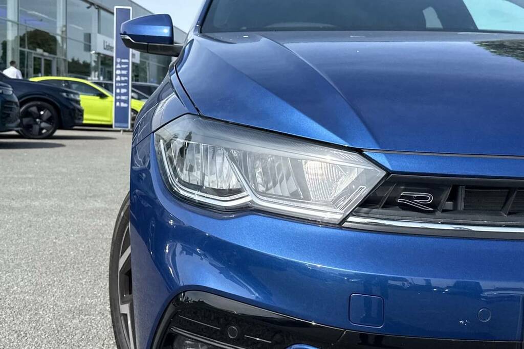 Volkswagen Polo Mk6 Facelift 2021 1.0 Tsi 95Ps Life Dsg White #15