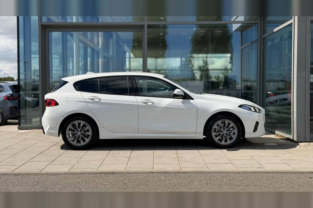 BMW 1 Series 120 Sport Step White #3