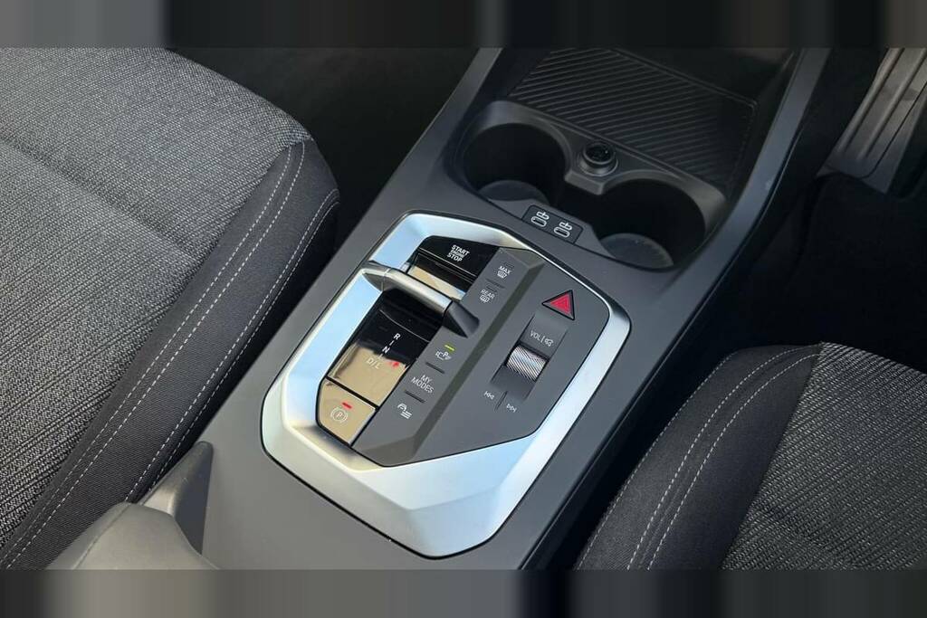 BMW 1 Series 1.5 120I Mht M Sport Hatchback Hybrid D Black #11