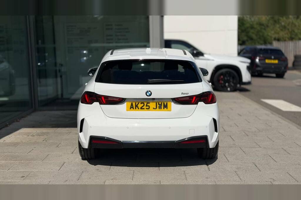 BMW 1 Series 1.5 120I Mht M Sport Hatchback Hybrid D Black #22