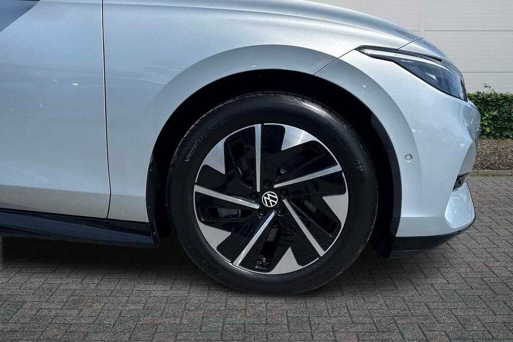 Volkswagen ID.7 210Kw Match Pro Plus 77Kwh Silver #5