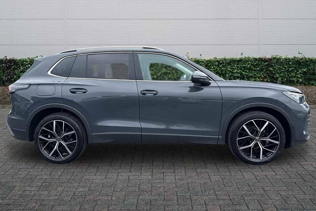 Volkswagen Tiguan 1.5 Etsi 150 Elegance Dsg Grey #4