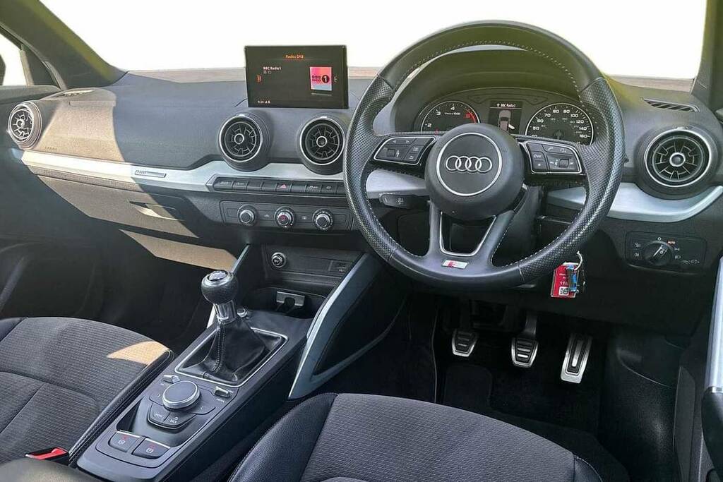 Audi Q2 30 Tdi S Line Black #6
