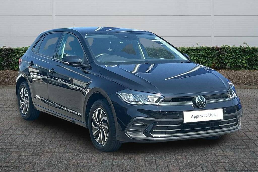 Volkswagen Polo 1.0 Tsi Life Dsg Black