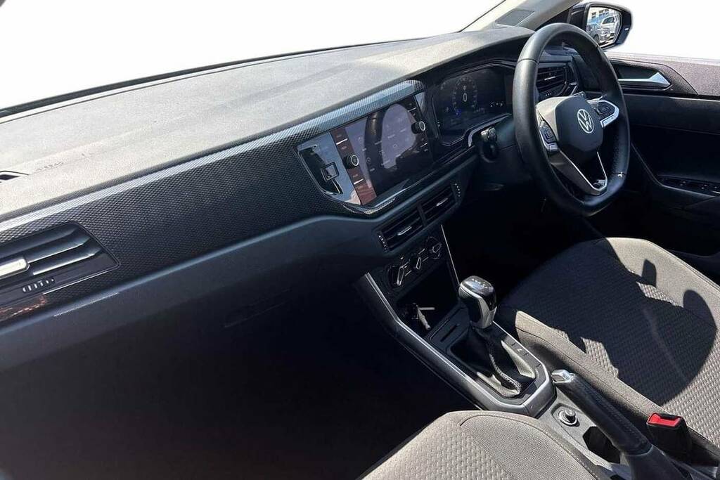 Volkswagen Polo 1.0 Tsi Life Dsg BV74YEB Black #2