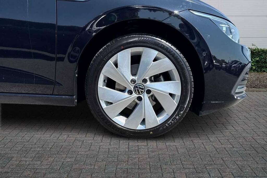 Volkswagen Golf 1.5 Tsi 150 Style VU73MVJ Black #5