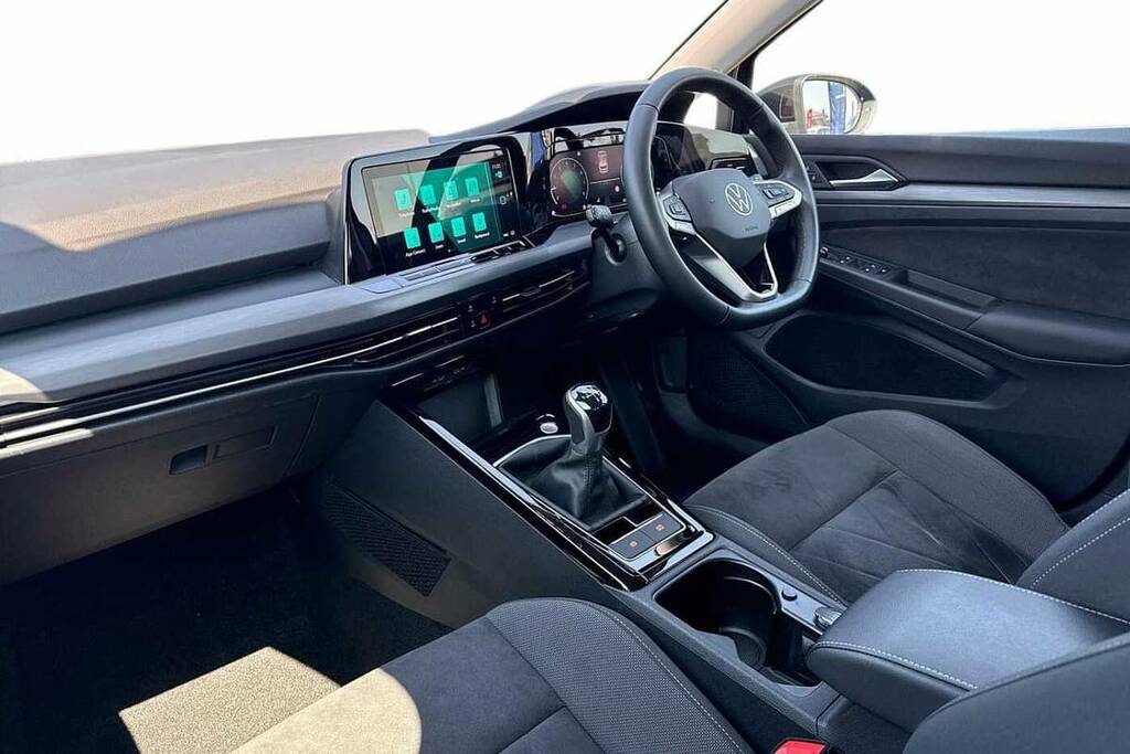 Volkswagen Golf 1.5 Tsi 150 Style VU73MVJ Black #2
