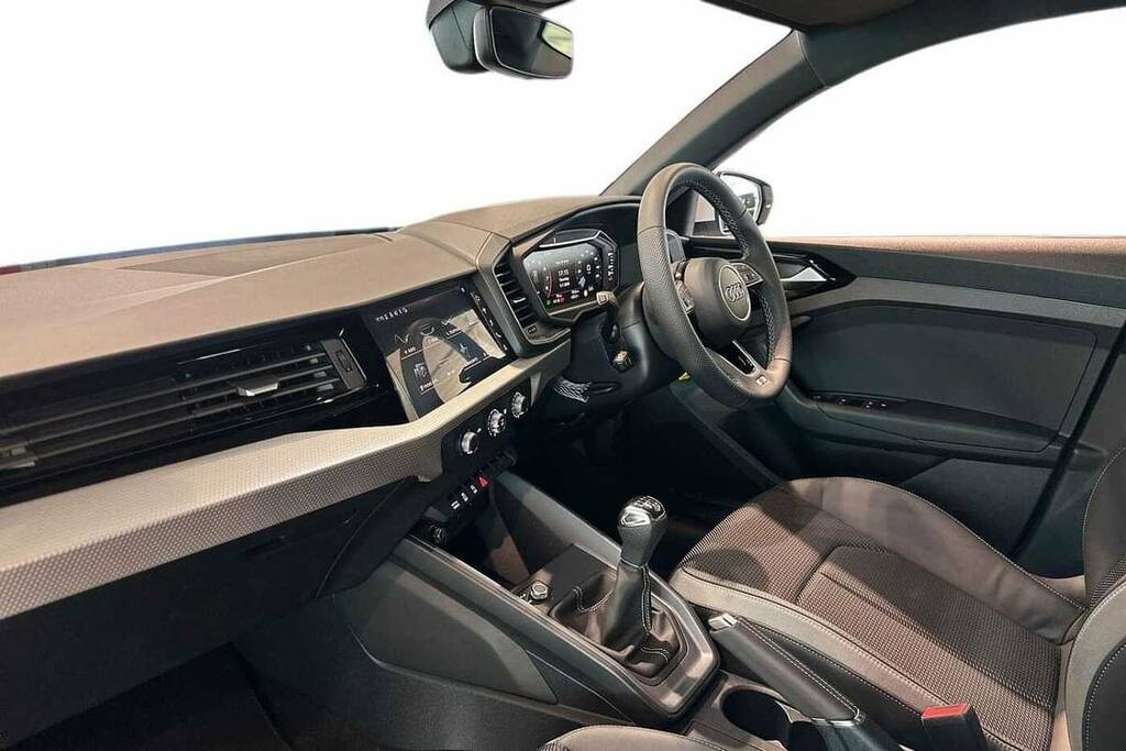 Audi A1 30 Tfsi S Line BP26YZU White #2