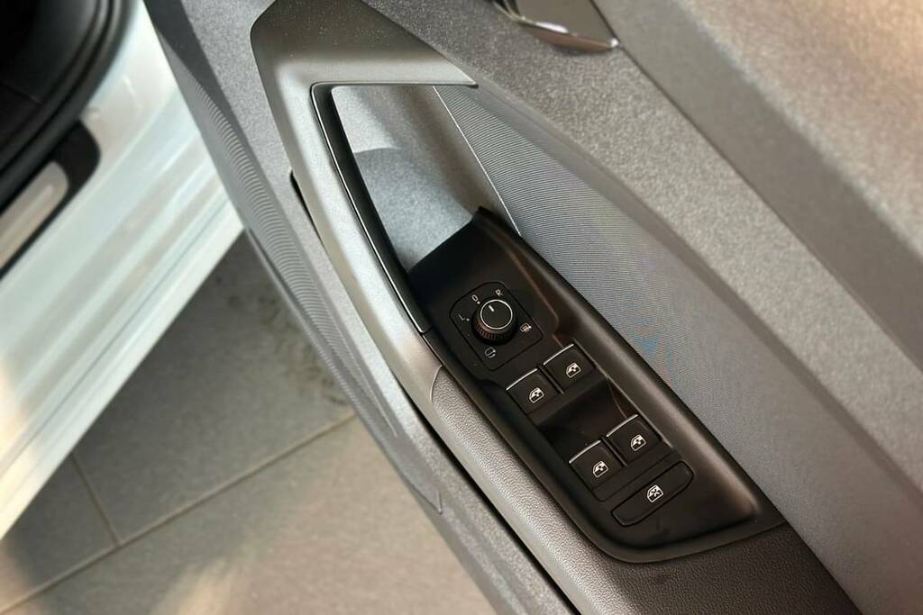 Audi A1 30 Tfsi S Line BP26YZU White #5