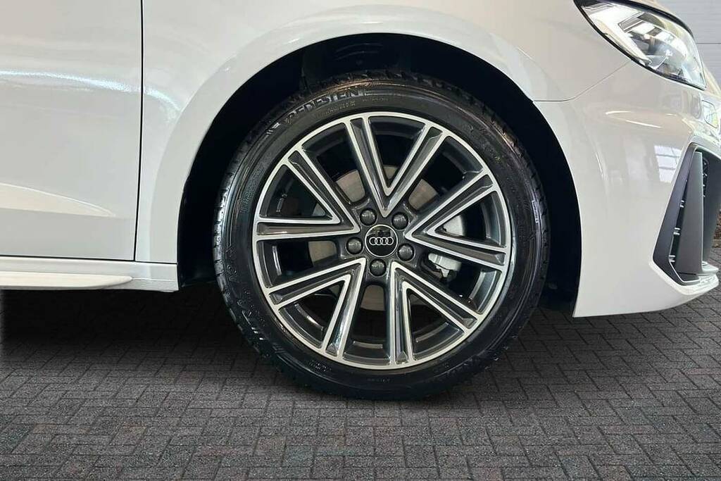 Audi A1 30 Tfsi S Line BP26YZU White #5
