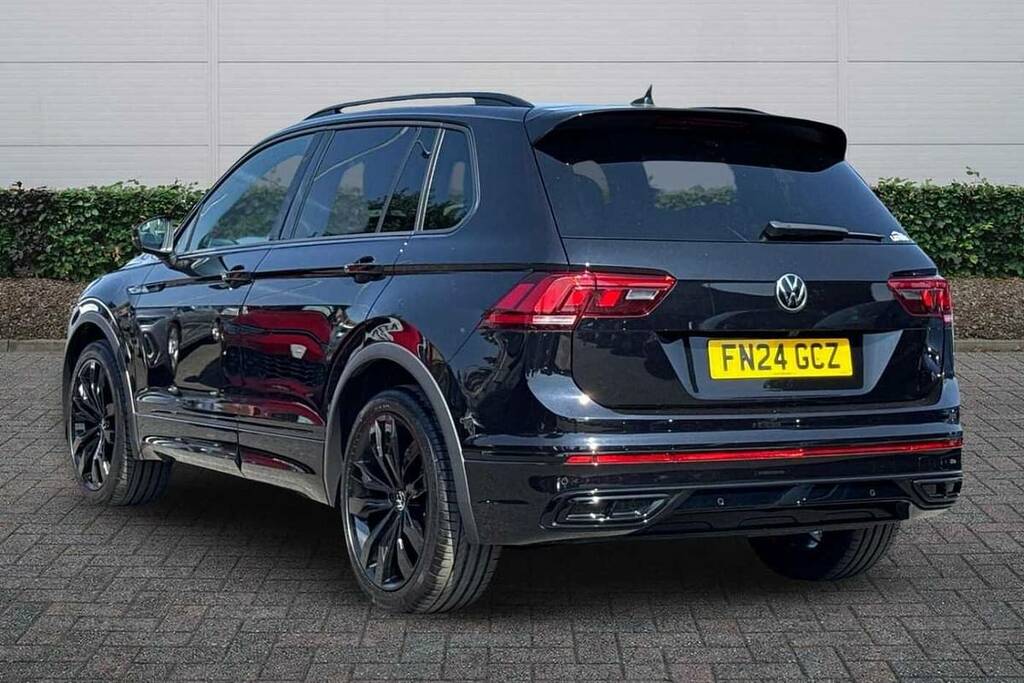 Volkswagen Tiguan 1.5 Tsi 150 Black Edition Dsg FN24GCZ Black #3