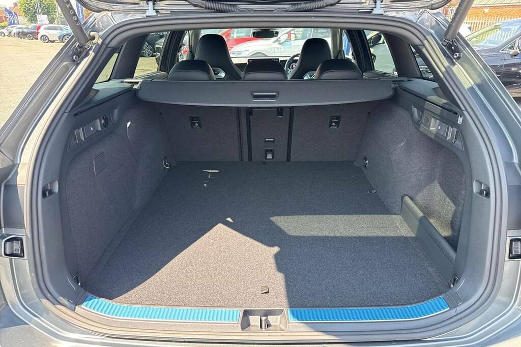Volkswagen Passat 1.5 Tsi Ehybrid R-line Dsg Grey #2
