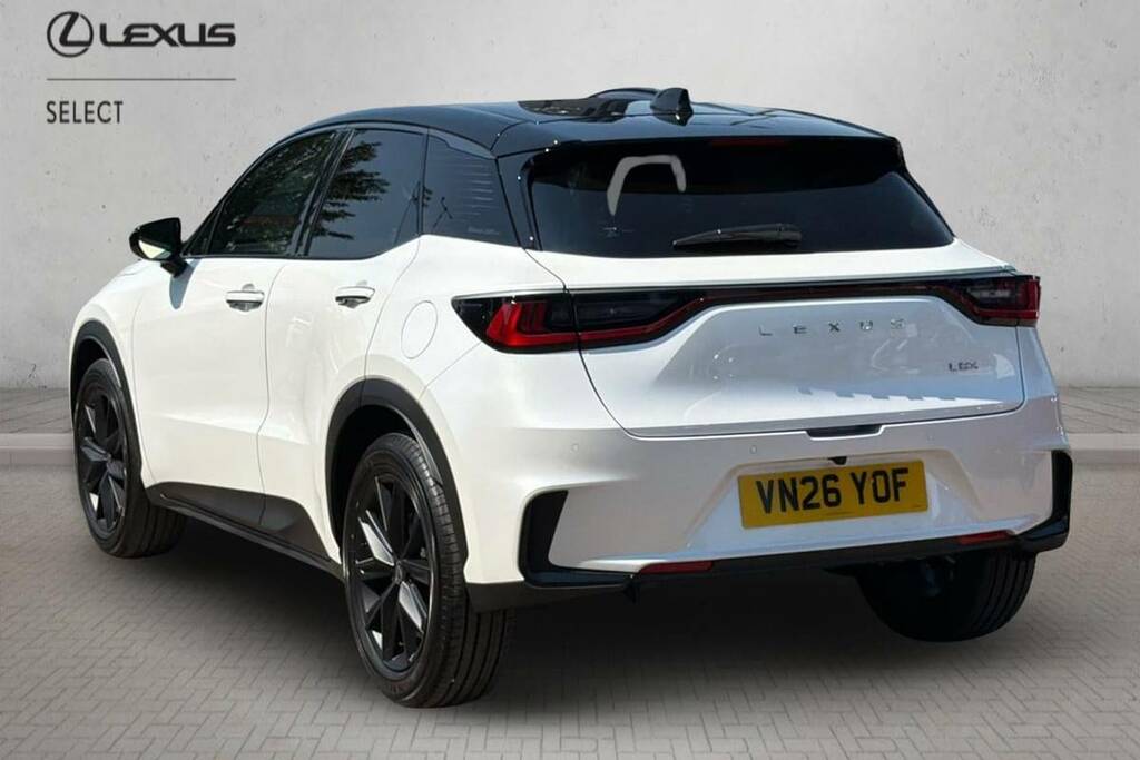 Lexus LBX 1.5 Vibrant Edition E-cvt Bi-tone #4
