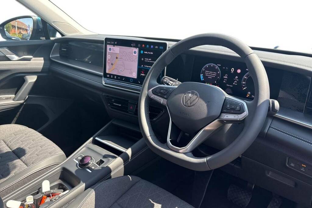 Volkswagen Tayron 1.5 Etsi Match Dsg7 7 Seat Area View Blue #4