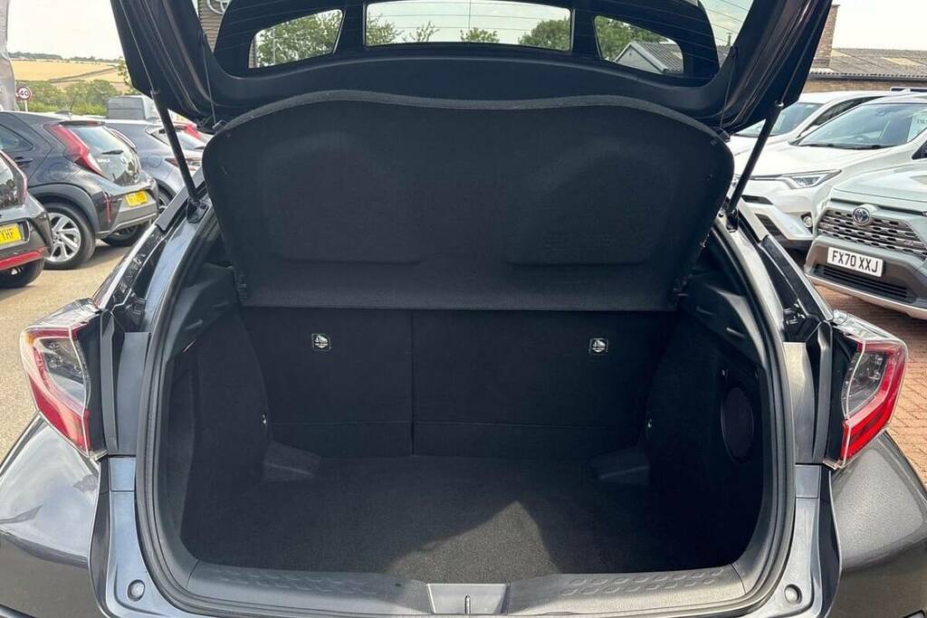Toyota C-Hr 1.8 Vvt-h Excel Cvt Euro 6 Ss Black #28