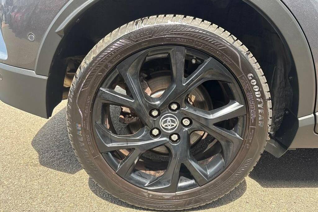 Toyota C-Hr 1.8 Vvt-h Excel Cvt Euro 6 Ss Black #31