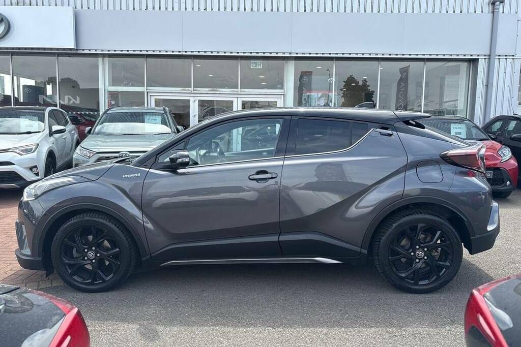 Toyota C-Hr 1.8 Vvt-h Excel Cvt Euro 6 Ss Black #4