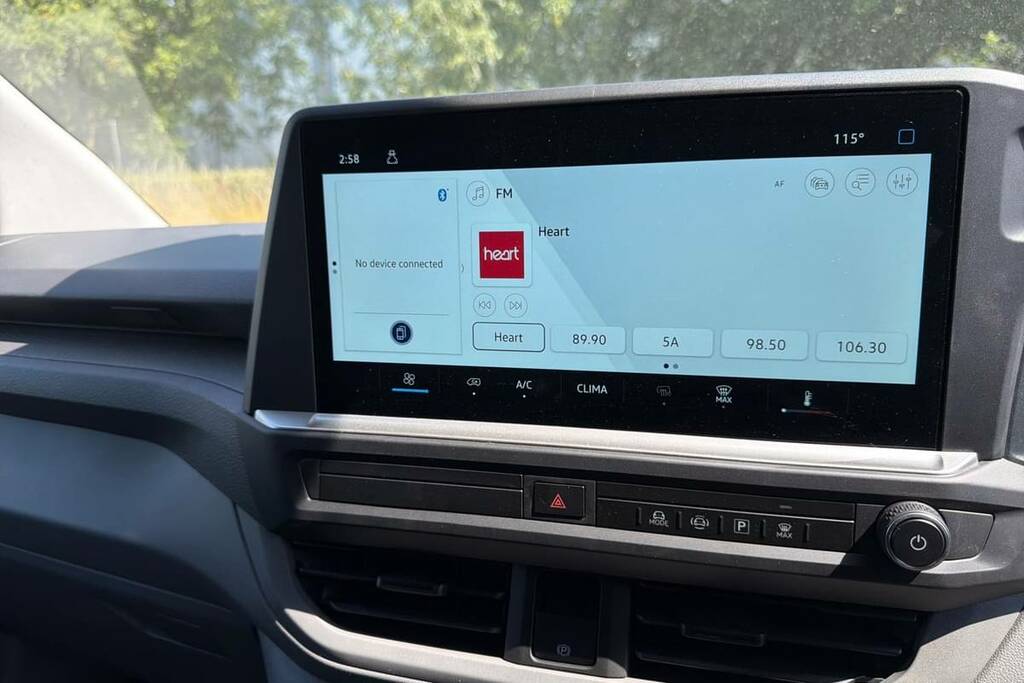 Volkswagen Transporter T28 Panel Van Commerce Plus Swb 110 Ps 2.0 Tdi 6Sp Red #3