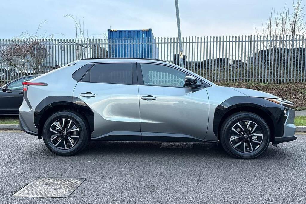 Toyota bZ4X 165Kw Design 73Kwh Grey #6
