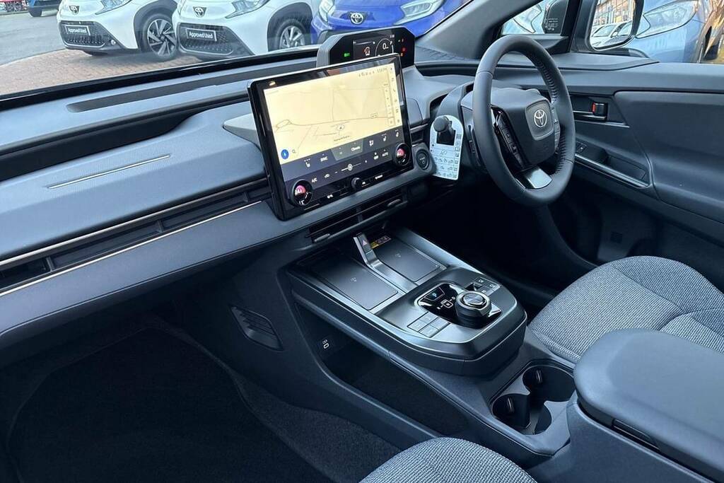 Toyota bZ4X 150Kw Pure 71.4Kwh 11Kw Silver #11