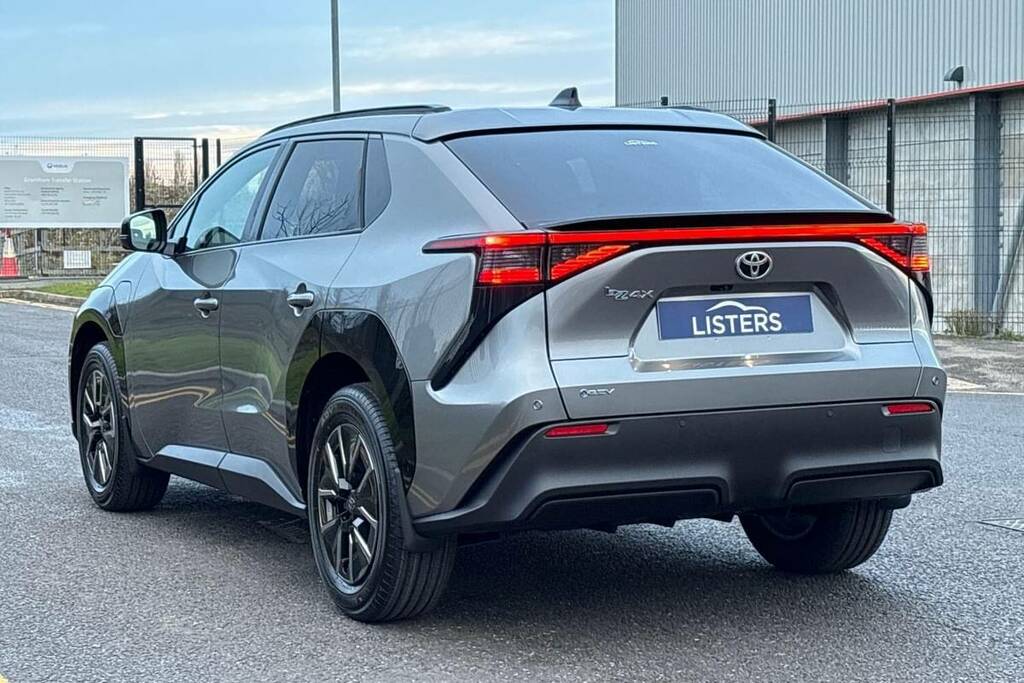 Toyota bZ4X 165Kw Design 73Kwh Grey #3