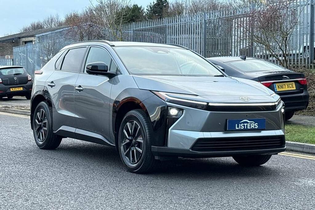 Toyota bZ4X 150Kw Pure 71.4Kwh 11Kw Silver #7