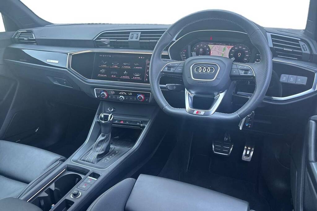 Audi Q3 35 Tfsi Black Edition S Tronic 20 Alloy Black #4