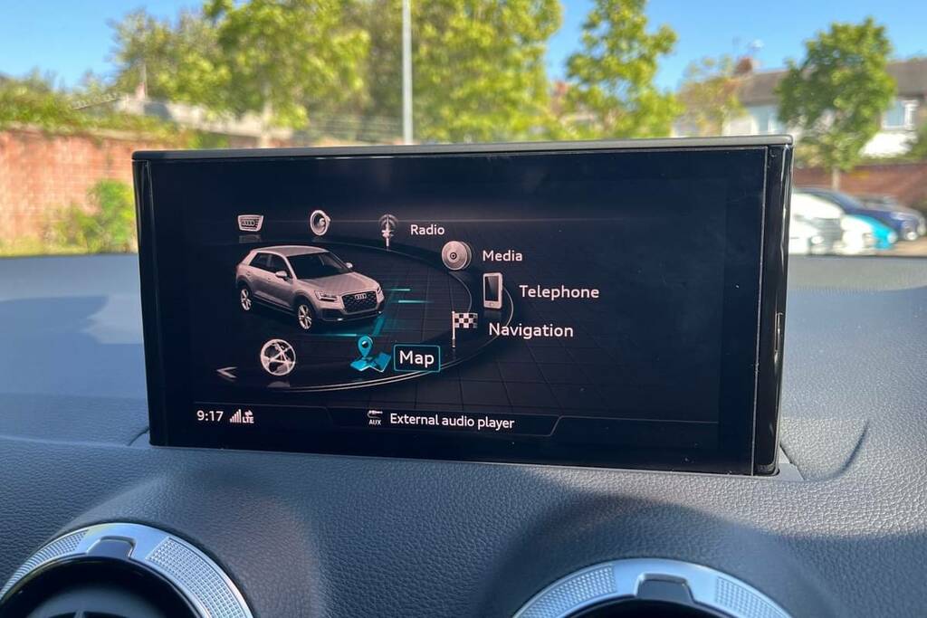 Audi Q2 30 Tfsi Sport BC22DZT White #3