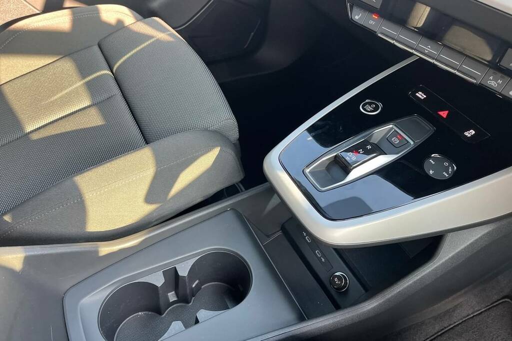 Audi Q4 E Tron 125Kw 35 55Kwh Sport Grey #5