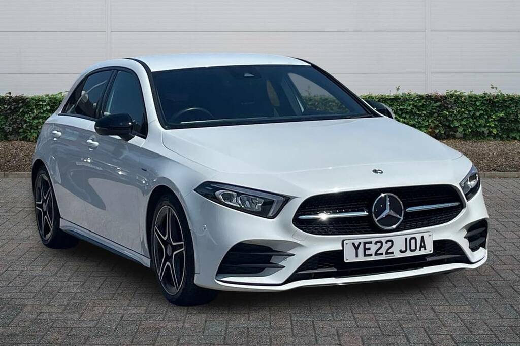 Mercedes-Benz A Class A200 Amg Line Executive Edition White
